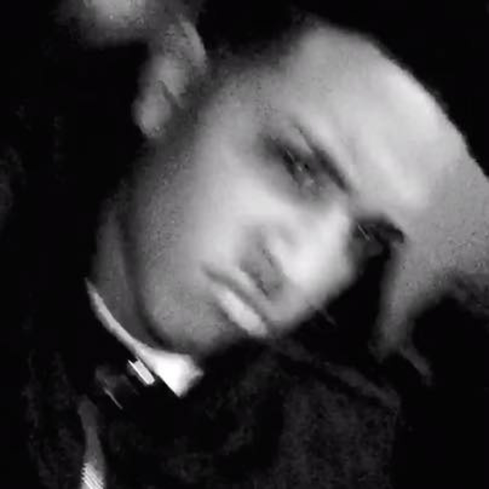 Meet your Posher, Deion